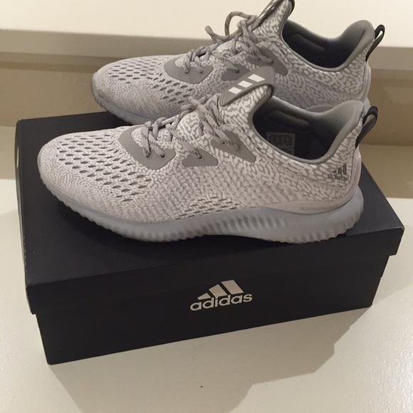 adidas Shoes - Adidas shoes size 9